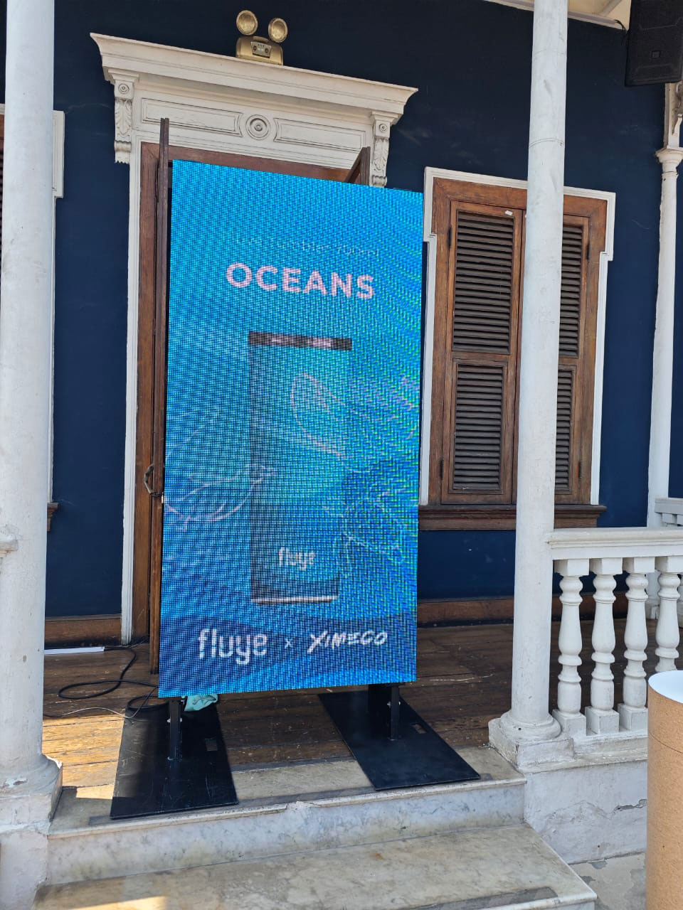 alquiler de totem digital para lanzamiento de productos